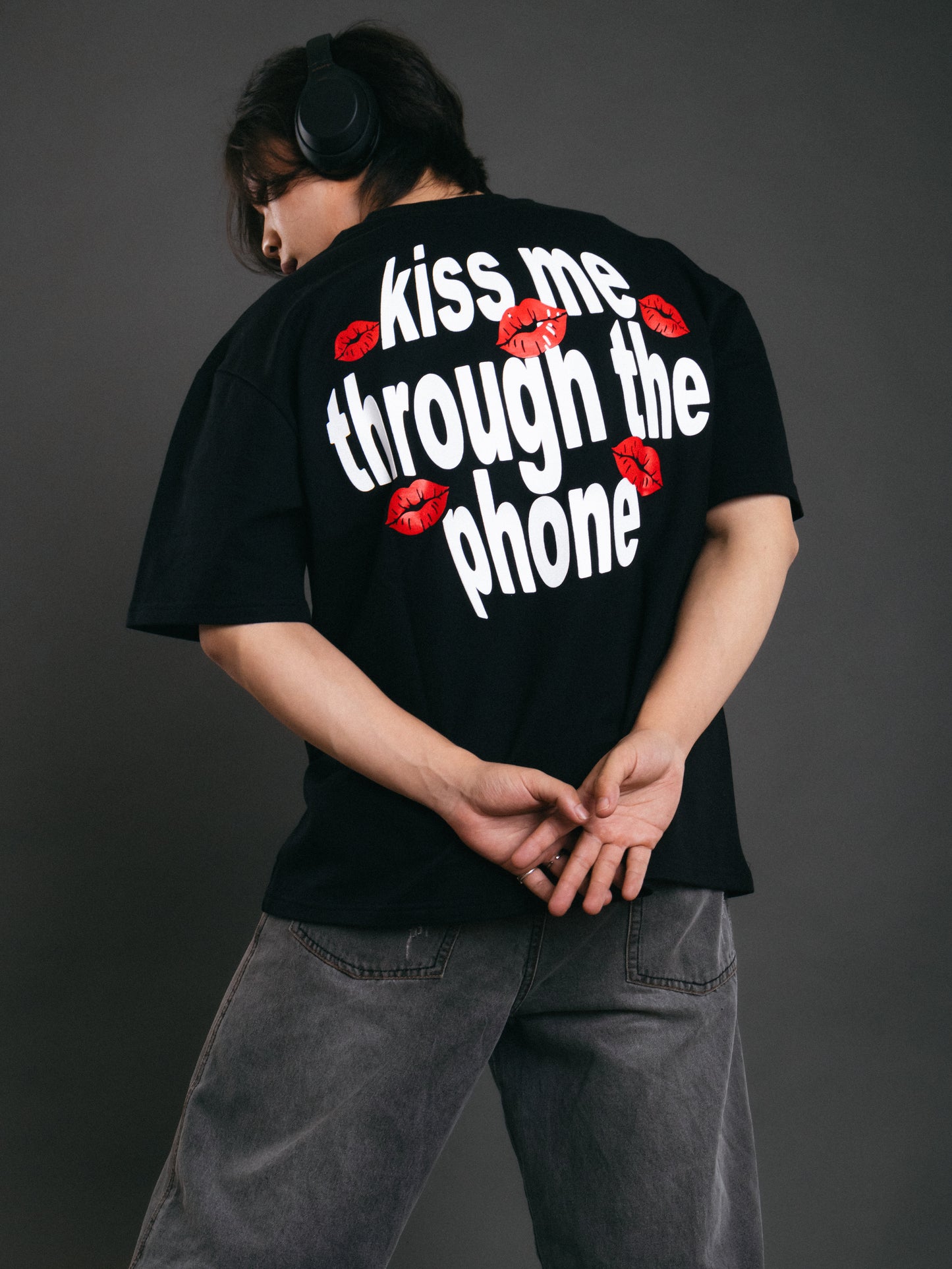 Phone Kiss Black T-shirt